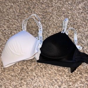 Victoria Secret T-shirt lightly lined wireless bra size 36D